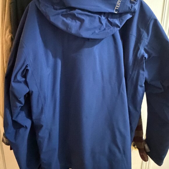 Arc'teryx Shuksan Jacket - XL - Picture 2 of 6